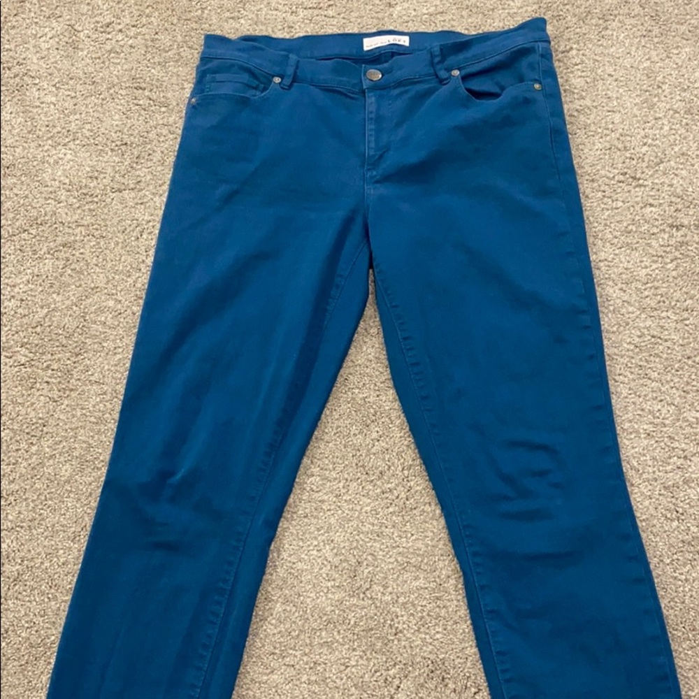 Loft Fray-Bottomed Skinny Ankle Jeans